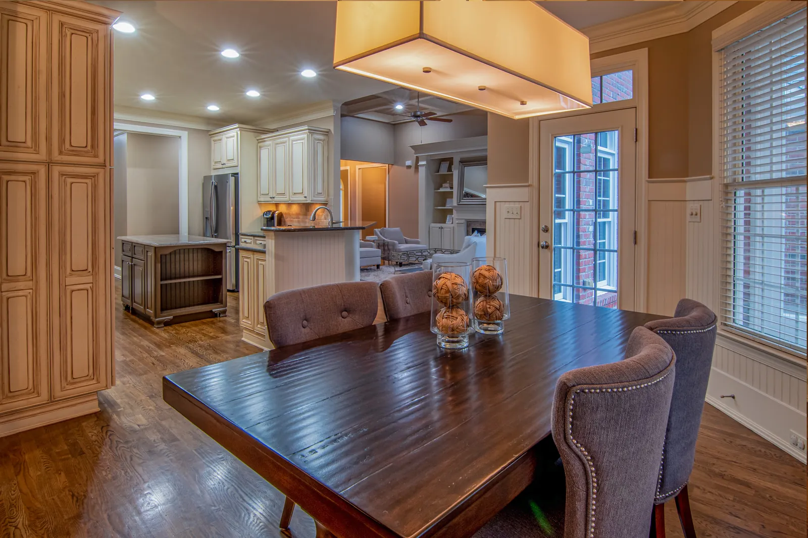 Freshly cleaned kitchen in a Phoenix Valley home